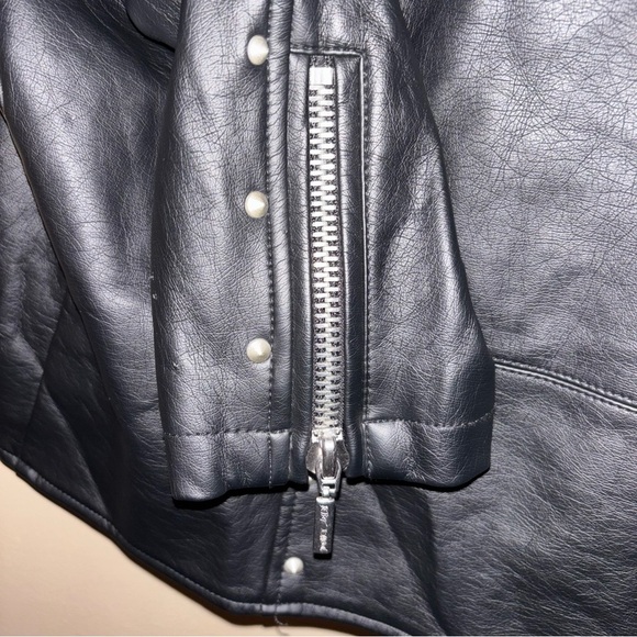 TORRID BETSEY JOHNSON BLACK FAUX LEATHER LEOPARD TRIM MOTO JACKET Size1 - Picture 10 of 11